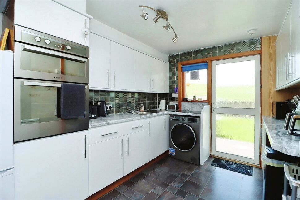 4 bedroom End Terrace House for sale, Seamark Place, Ballingry, KY5 £139,950