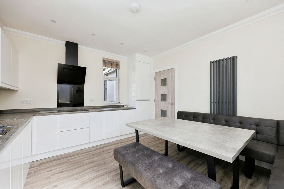 Kitchen\Dining Room