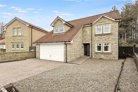 Beechwood Avenue, 5 bedroom Detached House for sale, &pound;365,000