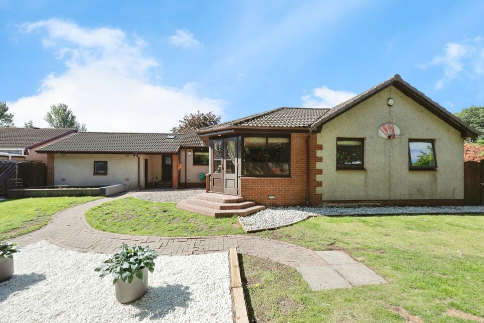 Main image of 4 bedroom Detached Bungalow for sale, Fingask Avenue, Fife, KY7