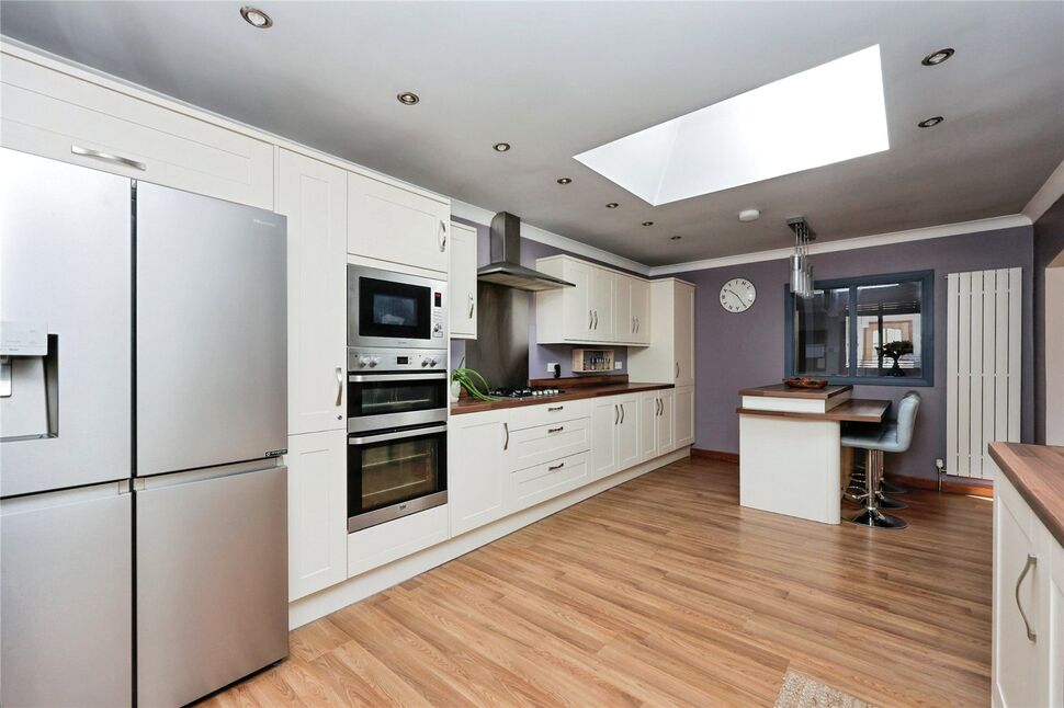 Kitchen\Dining\Family Rm