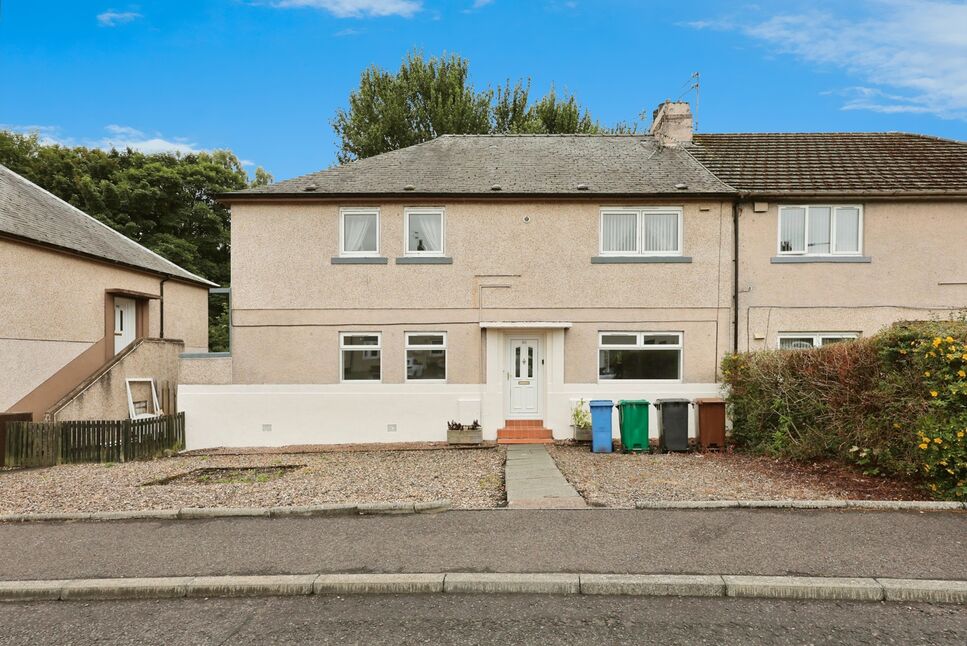 Main image of 3 bedroom  Flat for sale, Croft Crescent, Markinch, Fife, KY7