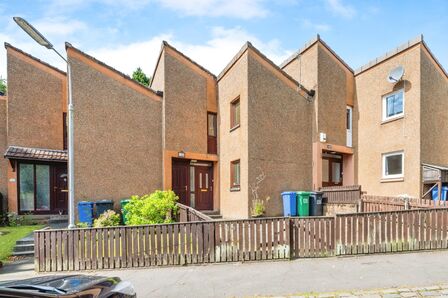 Thistle Drive, 3 bedroom Mid Terrace House for sale, £109,950