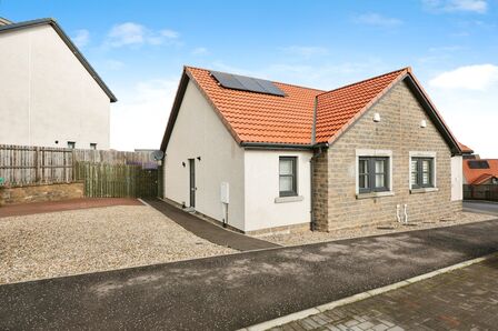 2 bedroom Semi Detached Bungalow for sale