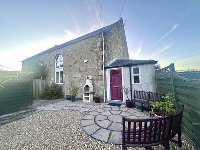 South Street, 3 bedroom Semi Detached House to rent, £1,200 pcm