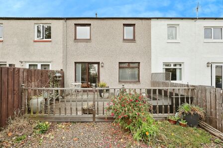 2 bedroom Mid Terrace House for sale