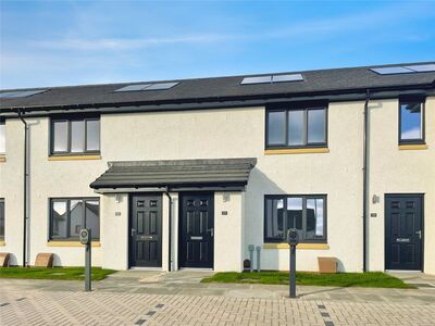 Dalzell Park, 2 bedroom Mid Terrace House to rent, £995 pcm