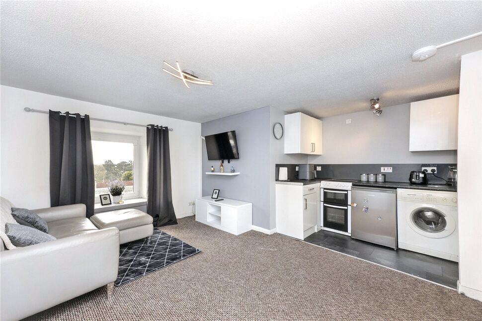 Living Room / Kitchen