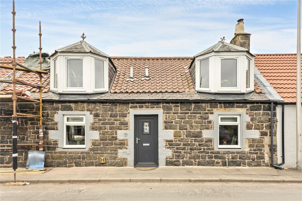 Main image of 3 bedroom Mid Terrace House for sale, Main Street, Dunshalt, Fife, KY14