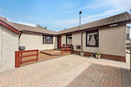 3 bedroom Link Detached Bungalow for sale