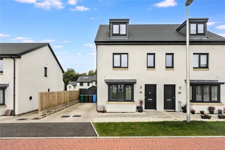 Dalzell Park, 3 bedroom Semi Detached House for sale, &pound;250,000