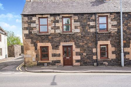 Cupar Road, 3 bedroom End Terrace House to rent, £995 pcm