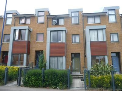 Parrock Street, 4 bedroom  House to rent, £1,900 pcm