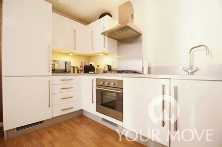 Flat 2 North Lawns Lawn Road, 2 bedroom Flat to rent, &pound;1,350 pcm