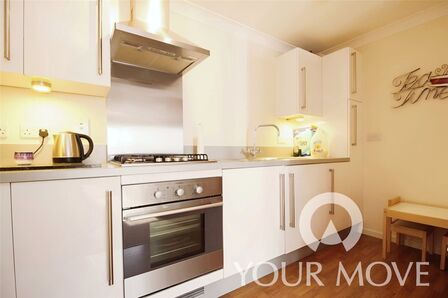 Flat 2 North Lawns Lawn Road, 2 bedroom Flat to rent, &pound;1,350 pcm