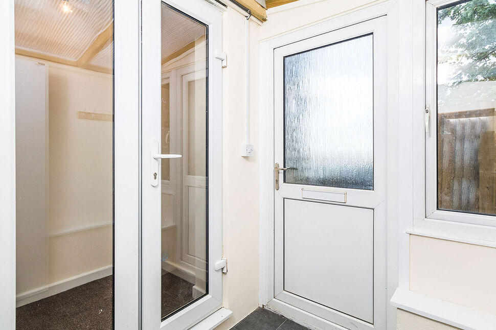 Main image of  Flat to rent, The Hill, Northfleet, Kent, DA11