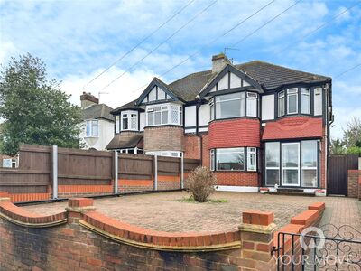 Rochester Road, 3 bedroom Semi Detached House to rent, £1,700 pcm