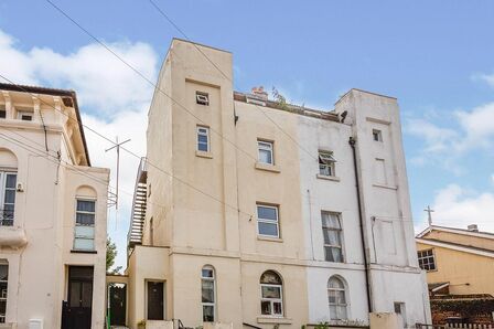 1 bedroom Flat to rent