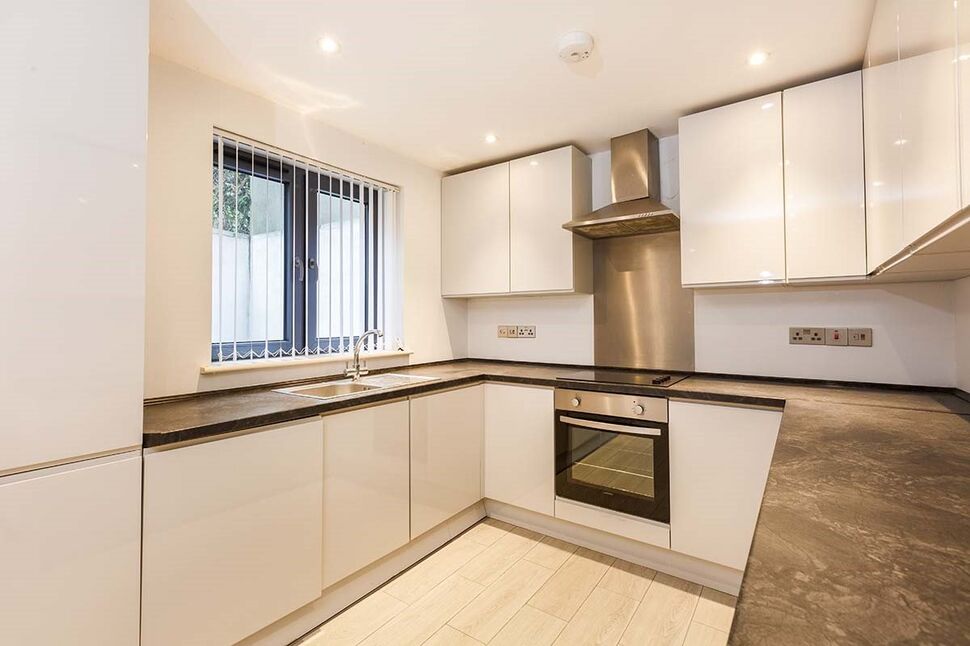 Main image of 1 bedroom  Flat to rent, Milton Road, Gravesend, Kent, DA12