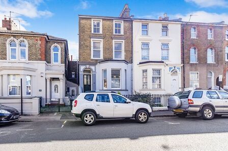 1 bedroom Flat to rent