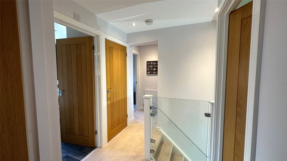 5 bedroom Detached House for sale, Bader Walk, Northfleet, DA11 £550,000