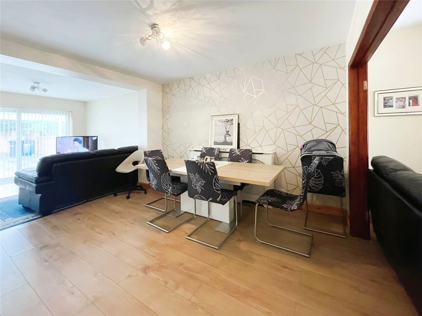 3 bedroom Link Detached House to rent, Masefield Road, Northfleet, DA11 £1,850 pcm