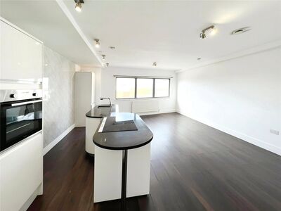 2 bedroom  Flat to rent