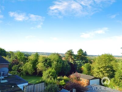 3 bedroom Mid Terrace House for sale