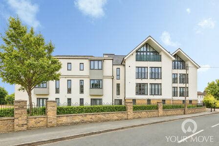 2 bedroom Flat for sale