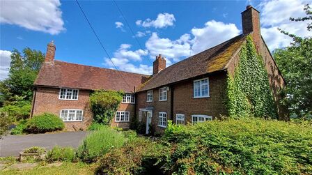 6 bedroom Detached House for sale