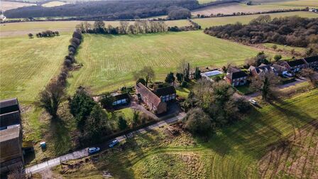 Lodge Lane, 6 bedroom Detached House for sale, £1,750,000