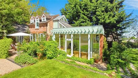 Shorne, 3 bedroom Detached House for sale, £750,000