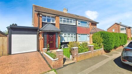 Vigilant Way, 3 bedroom Semi Detached House for sale, £425,000