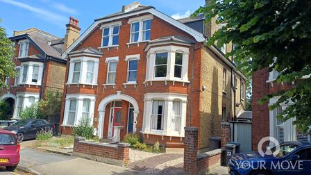 5 bedroom Semi Detached House for sale