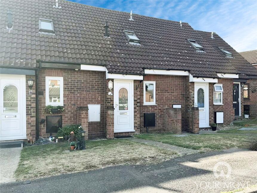 Main image of 1 bedroom Mid Terrace House for sale, Artillery Row, Gravesend, Kent, DA12