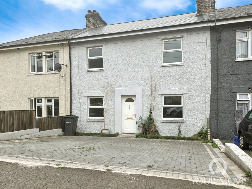 3 bedroom Mid Terrace House for sale