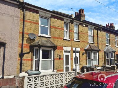 Coombe Road, 2 bedroom Mid Terrace House to rent, £1,450 pcm