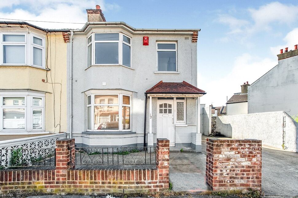 Main image of 1 bedroom End Terrace Room to rent, Campbell Road, Gravesend, Kent, DA11