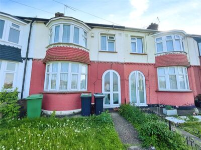 Rochester Road, 3 bedroom Mid Terrace House to rent, &pound;1,750 pcm