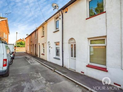 Salem Place, 2 bedroom Mid Terrace House to rent, &pound;1,350 pcm