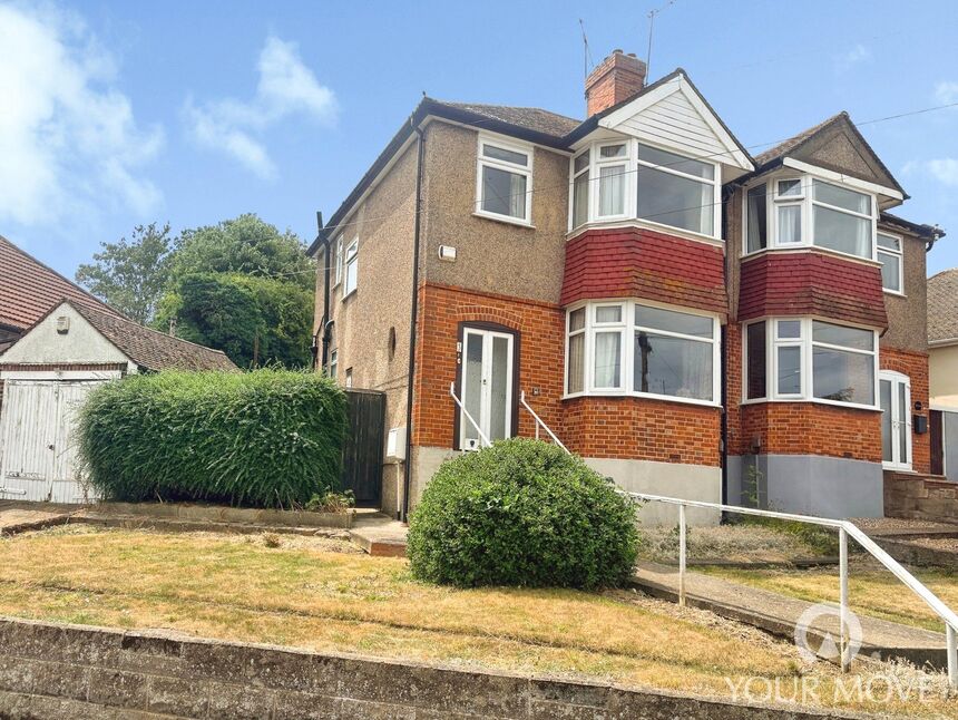 Main image of 3 bedroom Semi Detached House for sale, Evesham Road, Gravesend, Kent, DA12