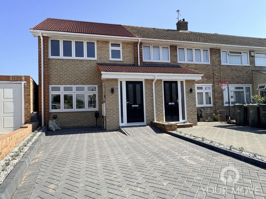 Main image of 2 bedroom End Terrace House for sale, Gabriel Gardens, River View Park, Gravesend, Kent, DA12