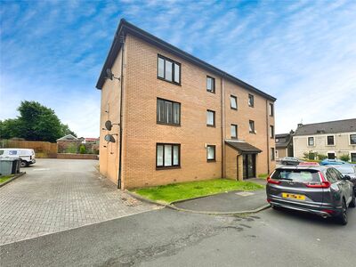Flat 1 2 Portland Park, 2 bedroom  Flat to rent, £725 pcm