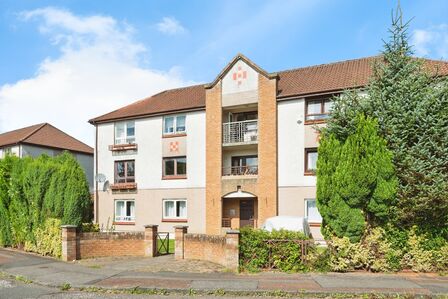Columba Crescent, 2 bedroom  Flat for sale, £35,000