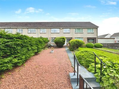 3 bedroom Mid Terrace House to rent