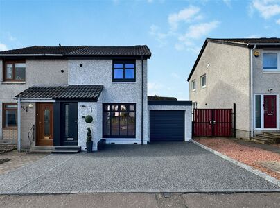 2 bedroom Semi Detached House to rent