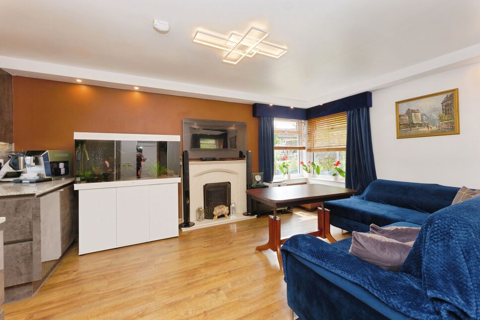 Living Room / Kitchen