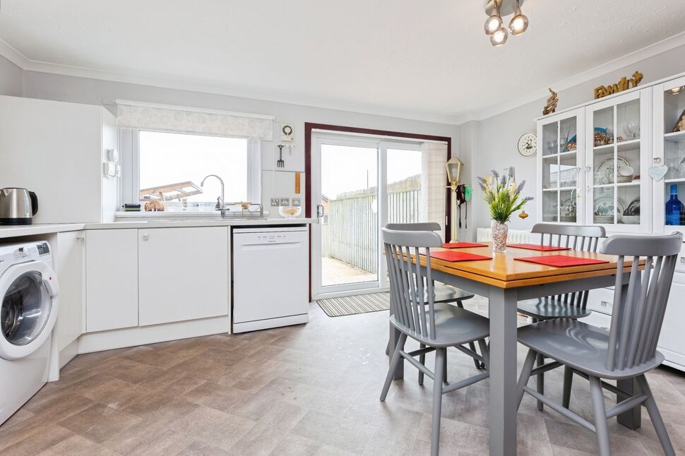 Kitchen / Dining