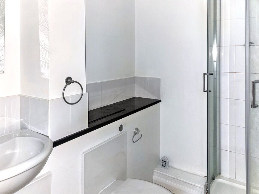 En-Suite Bathroom