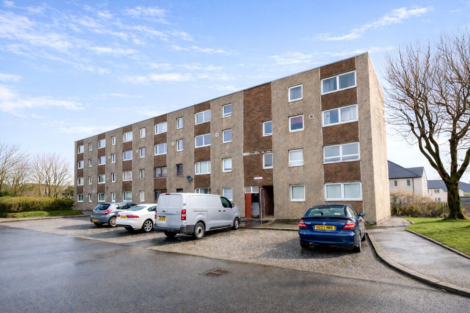 Main image of 4 bedroom Flat to rent, Melrose Avenue, Linwood, Renfrewshire, PA3